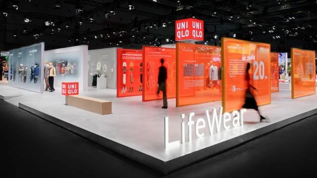 杭州展會設(shè)計搭建公司領(lǐng)你看2023進(jìn)博會最具有創(chuàng)意00家企業(yè)展臺(優(yōu)衣庫展臺)3