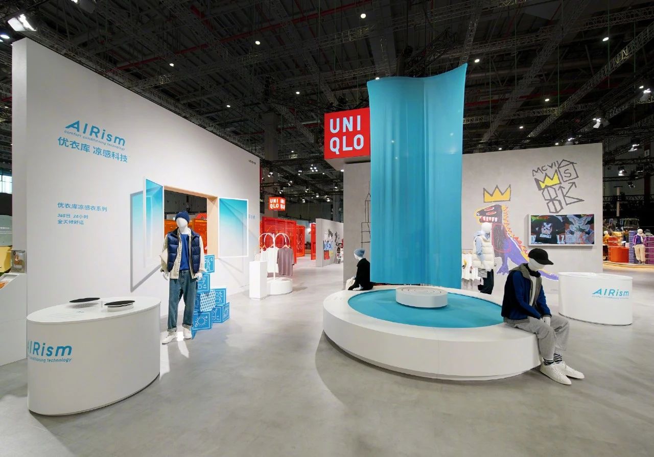 杭州展會設(shè)計搭建公司領(lǐng)你看2023進(jìn)博會最具有創(chuàng)意00家企業(yè)展臺(優(yōu)衣庫展臺)4