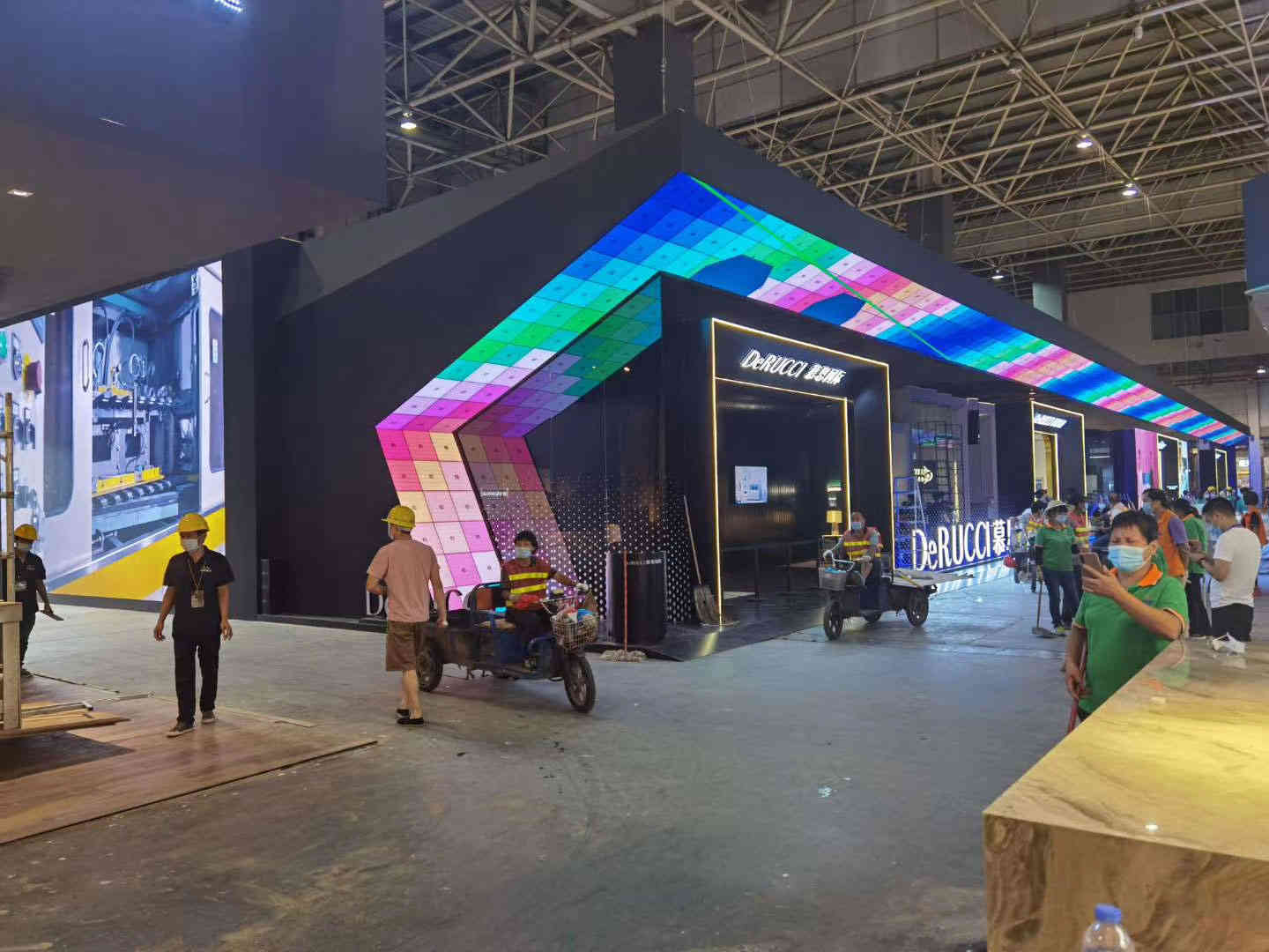 深圳展覽設(shè)計公司助力慕思驚艷亮相深圳展臺搭建